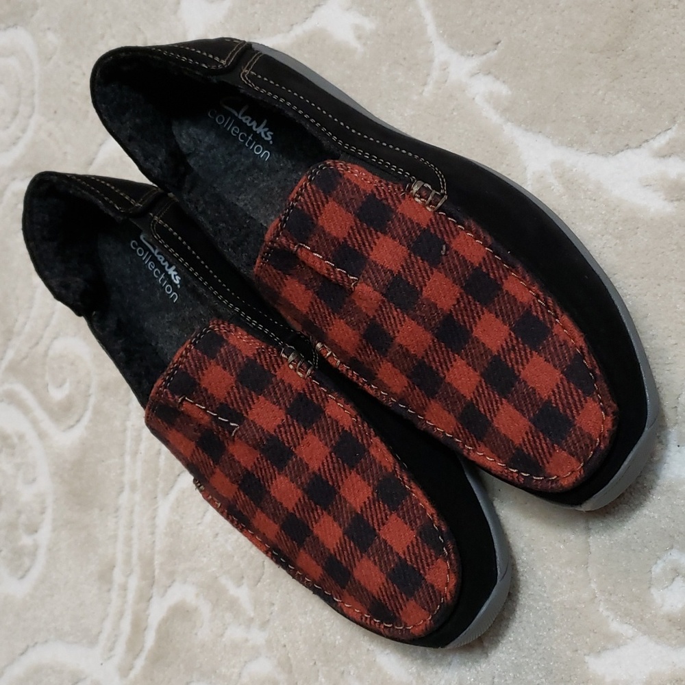 NWOT Clarks Gorwin Step Red Black Plaid Slip On Mens Size 10M